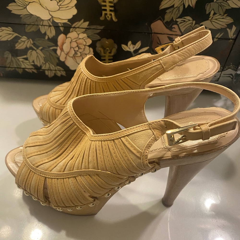 Christian Dior Womens shoes. Size 38 1/2 - Picture 8 of 9